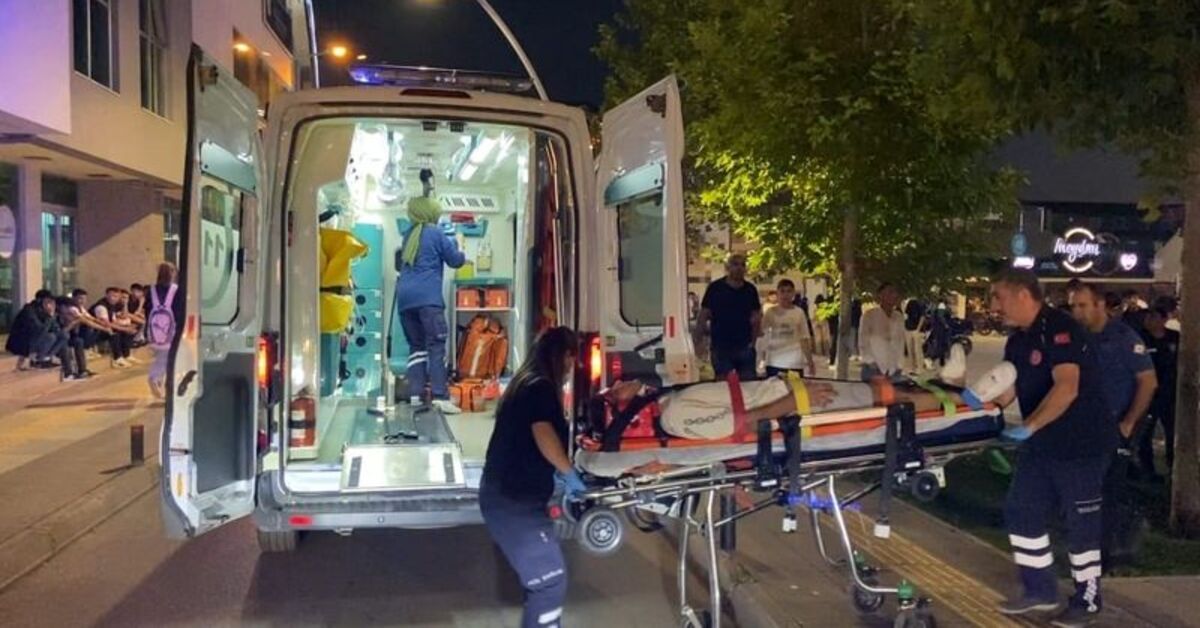 16 yaşındaki kız, arkadaşını bıçakladı