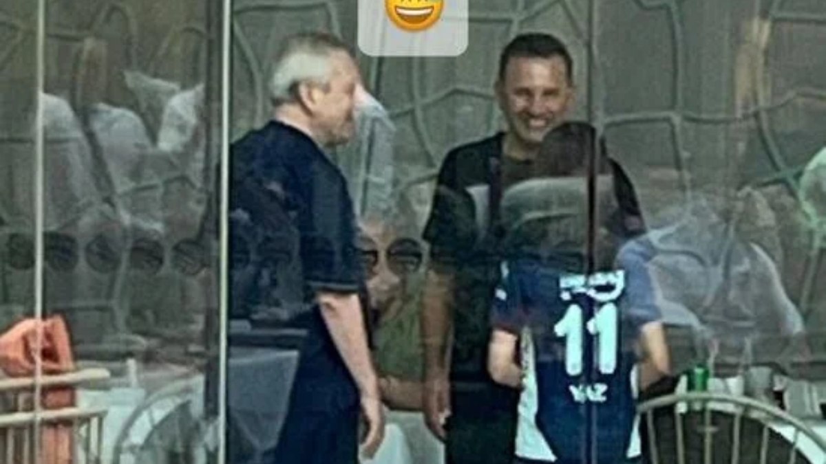 Aziz Yıldırım’ın ekibinden Okan Buruk fotoğrafıyla ilgili açıklama