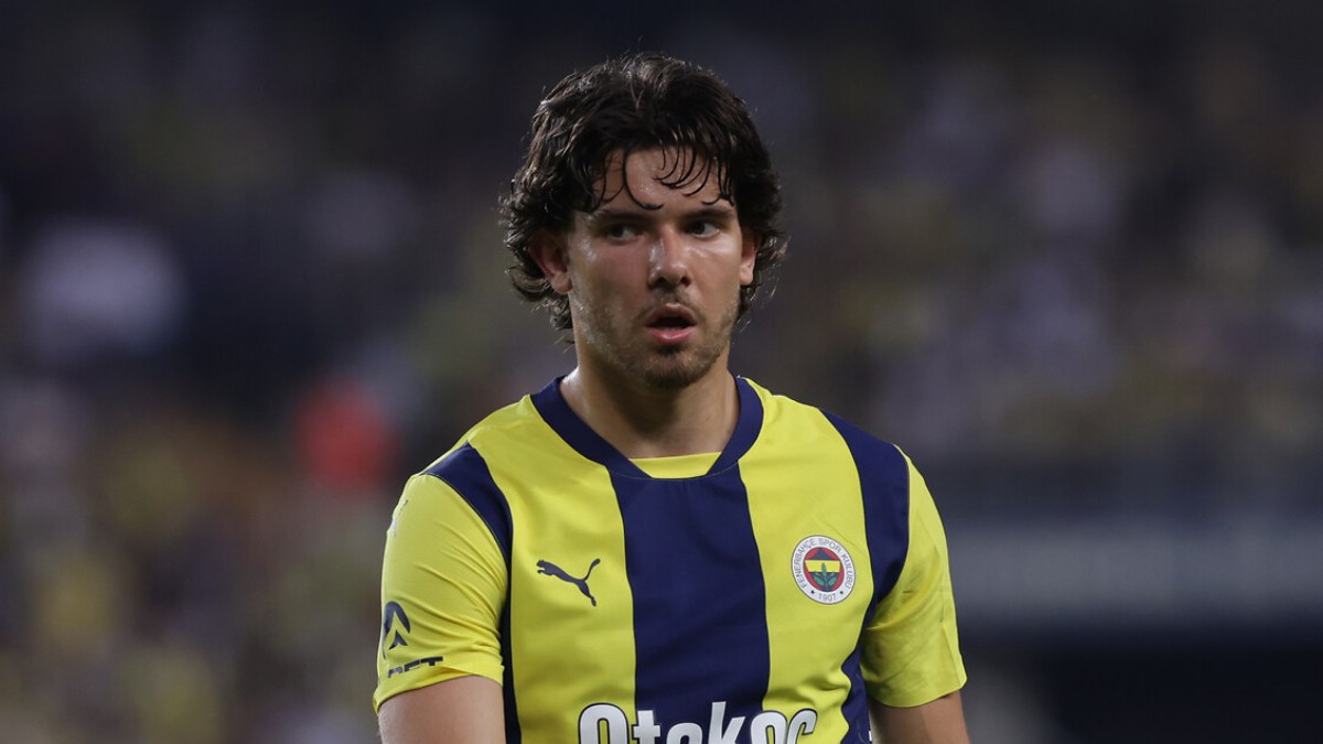 Fenerbahçe’de Ferdi Kadıoğlu’nun yeri aranıyor