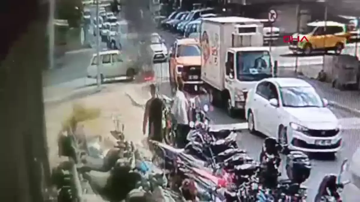Manavgat’ta Otomobil Alev Alev Yandı